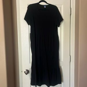 Old Navy black maxi t-shirt dress; size XL